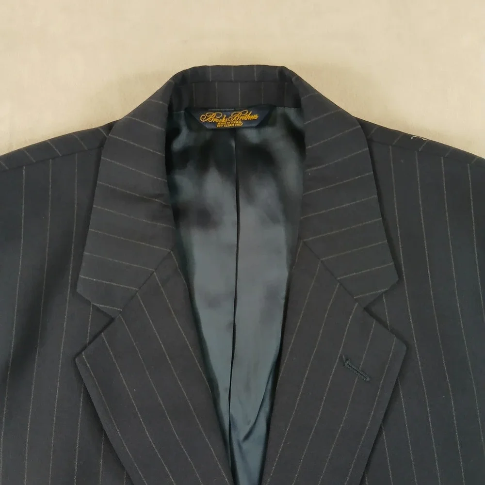 Brooks Brothers Brooksease 42R Mens Sport Coat Jacket Navy Wool 22x31 Pinstripes